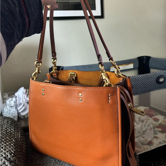 Coach Rogue 30 amber color block - Picture 8 of 10